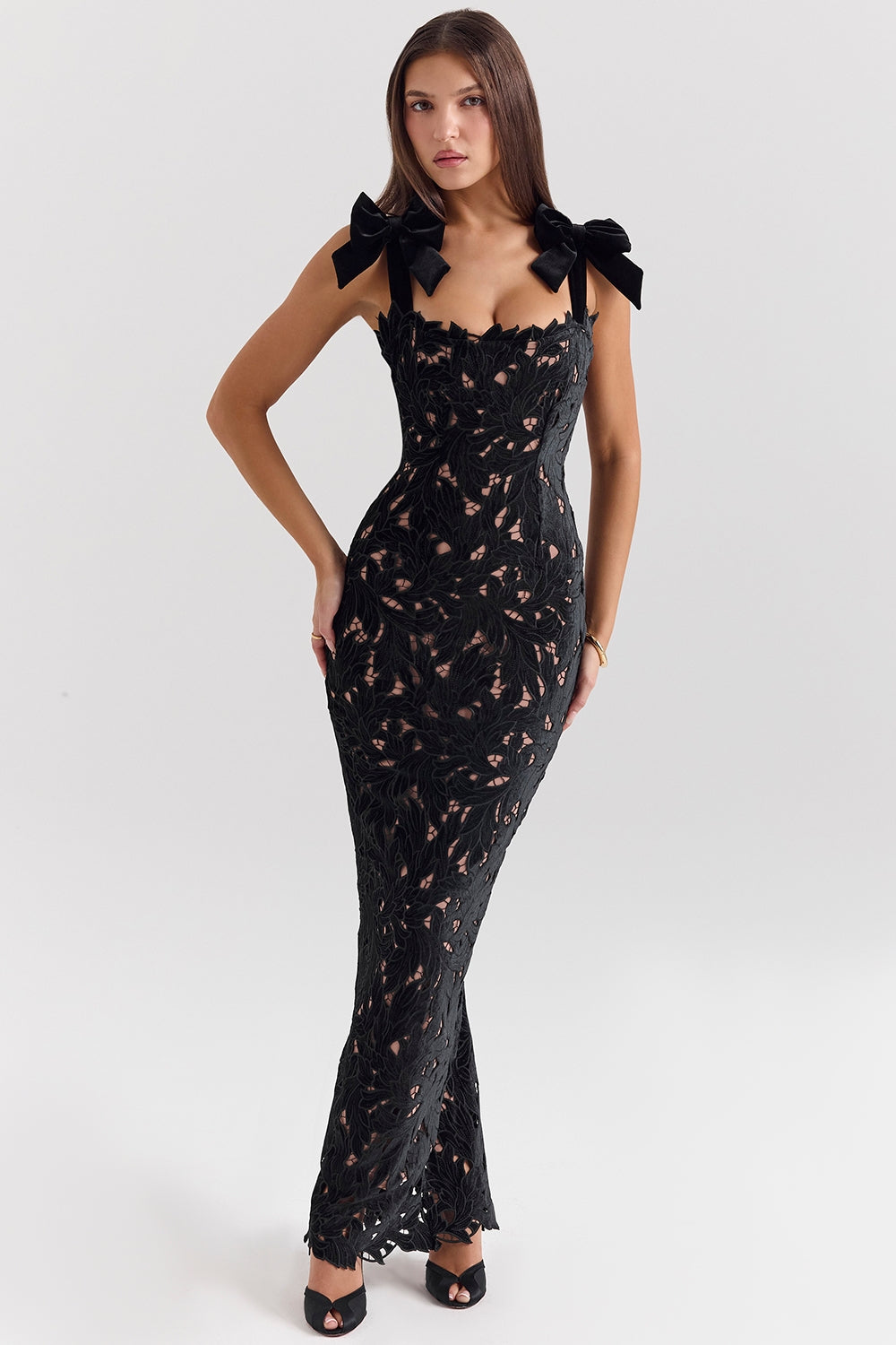 Noir Enchanté Bow-Shoulder Lace Gown